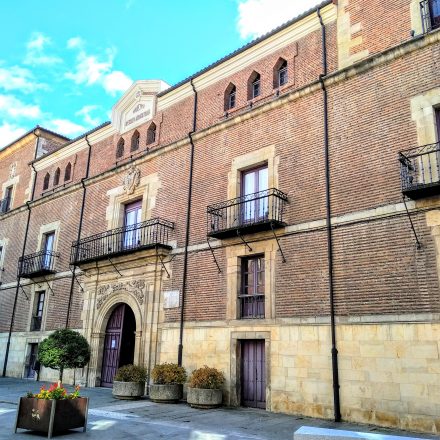 Turismo León